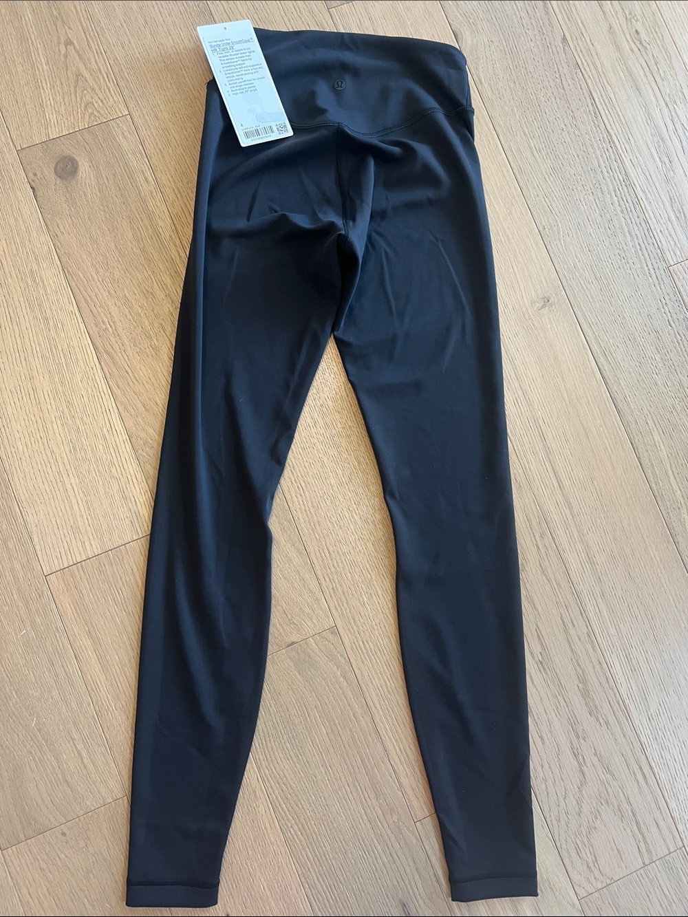 Lululemon. Size 4. Wunder Under Smooth Cover HR Tight. 28”.